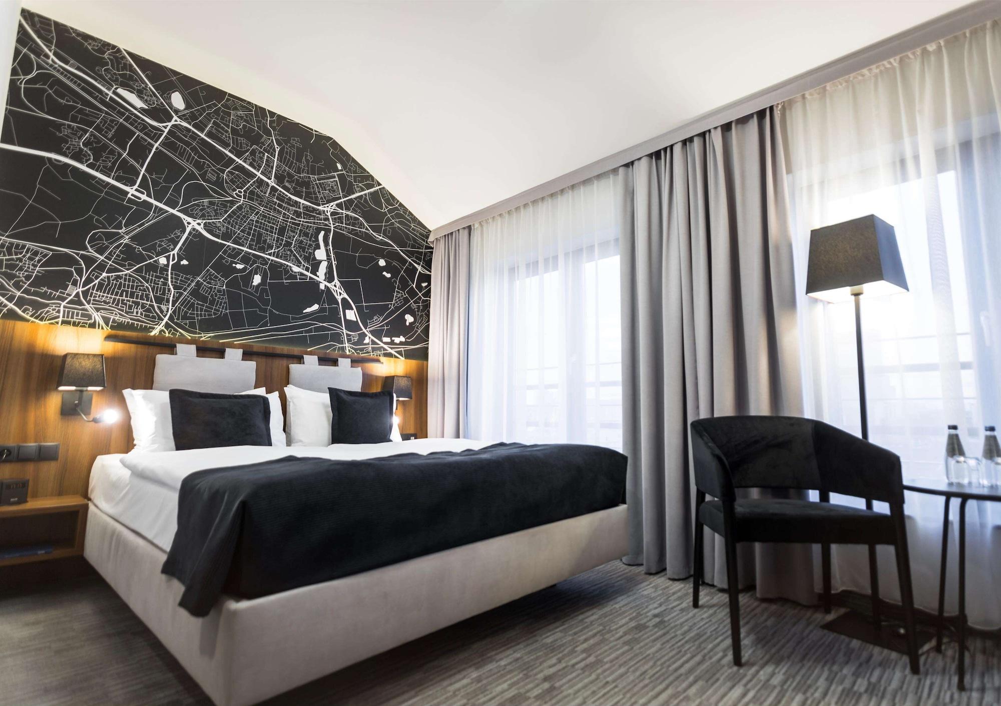 Best Western Hotel Mariacki Katowice Exterior photo