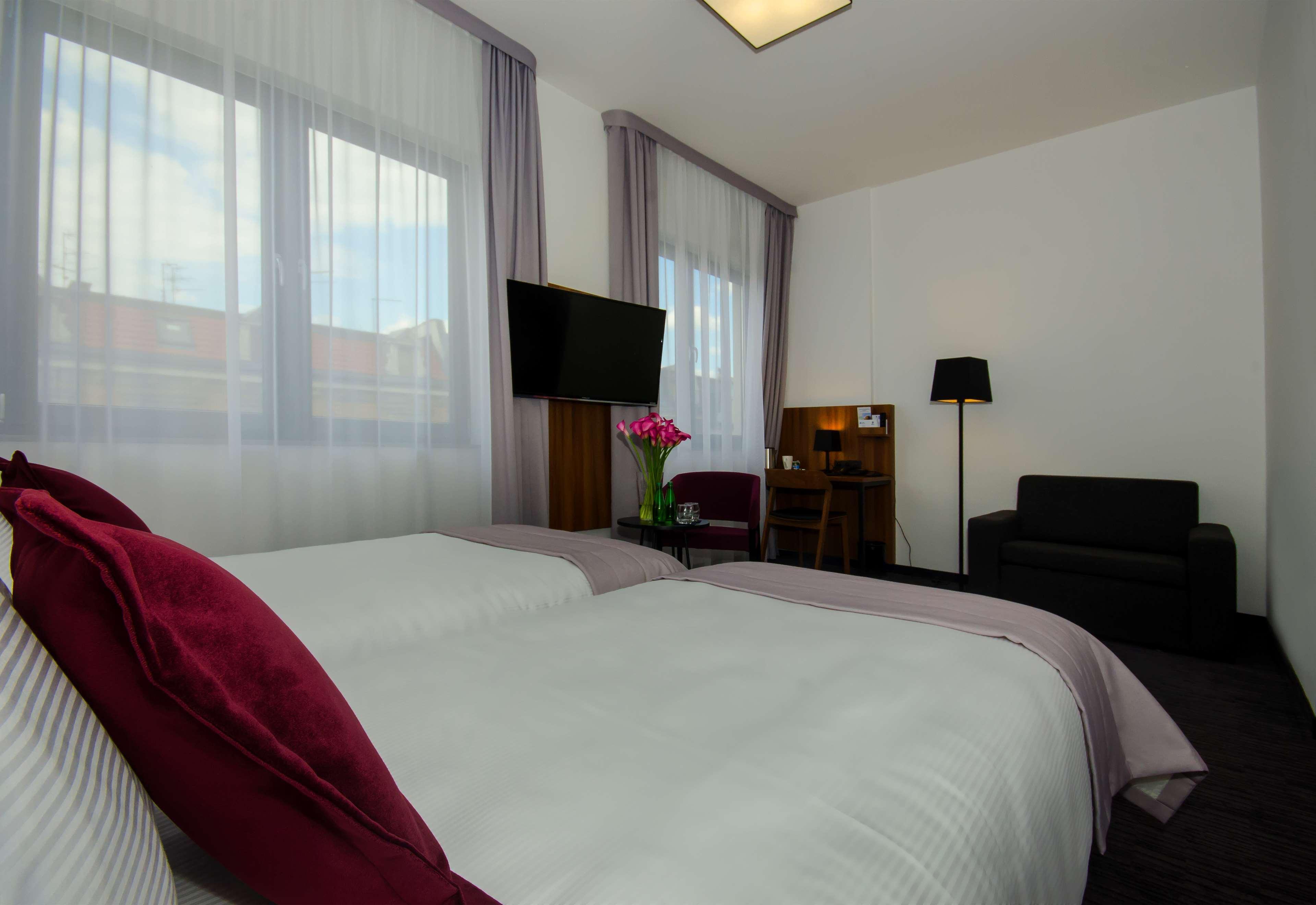 Best Western Hotel Mariacki Katowice Exterior photo
