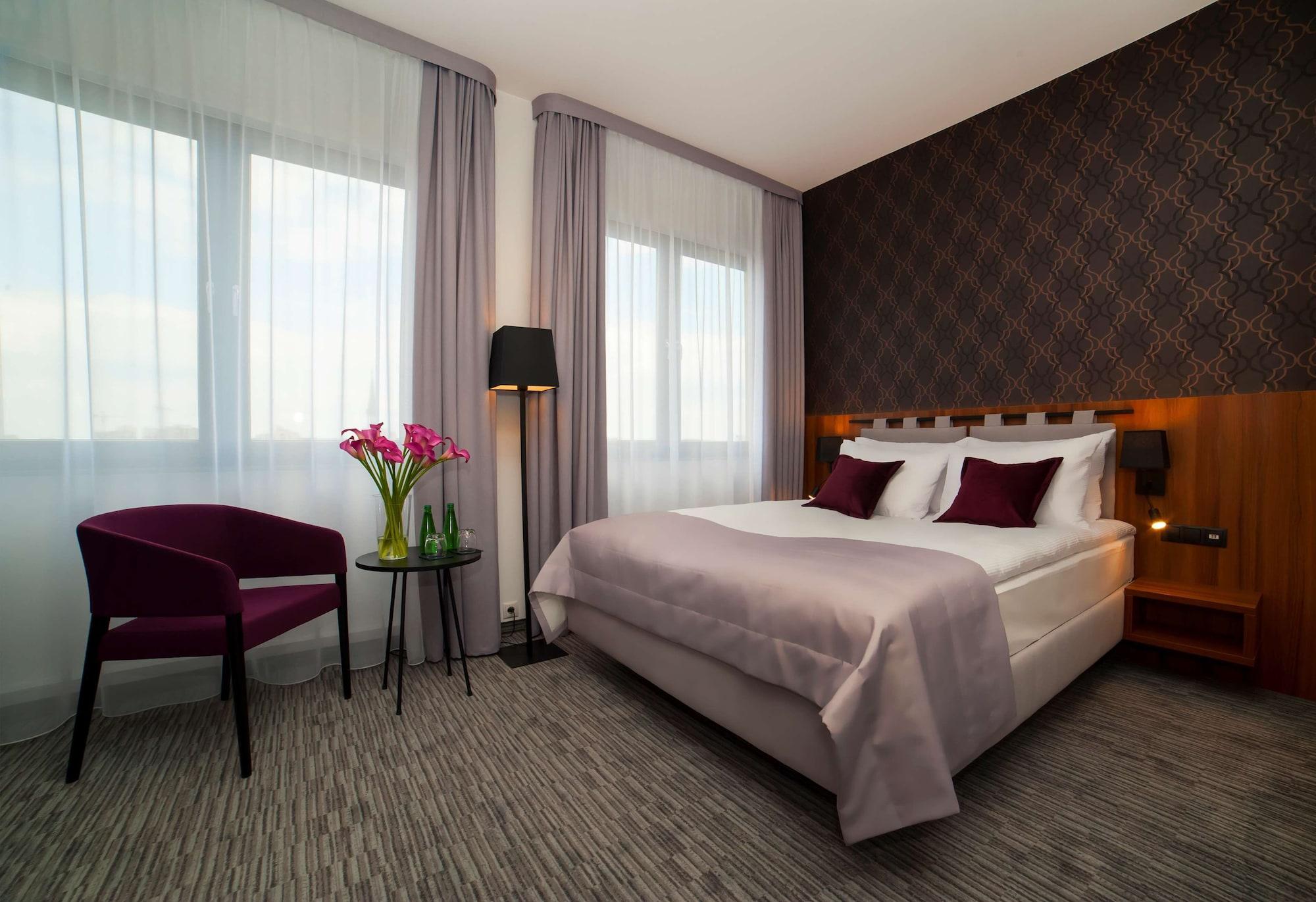 Best Western Hotel Mariacki Katowice Exterior photo