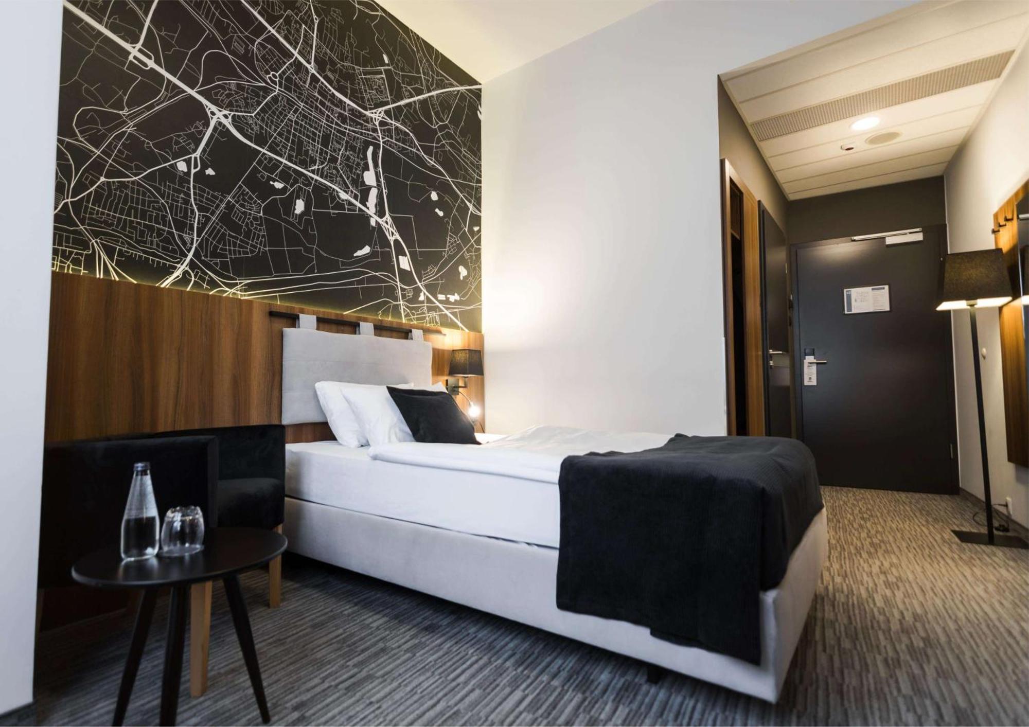 Best Western Hotel Mariacki Katowice Exterior photo