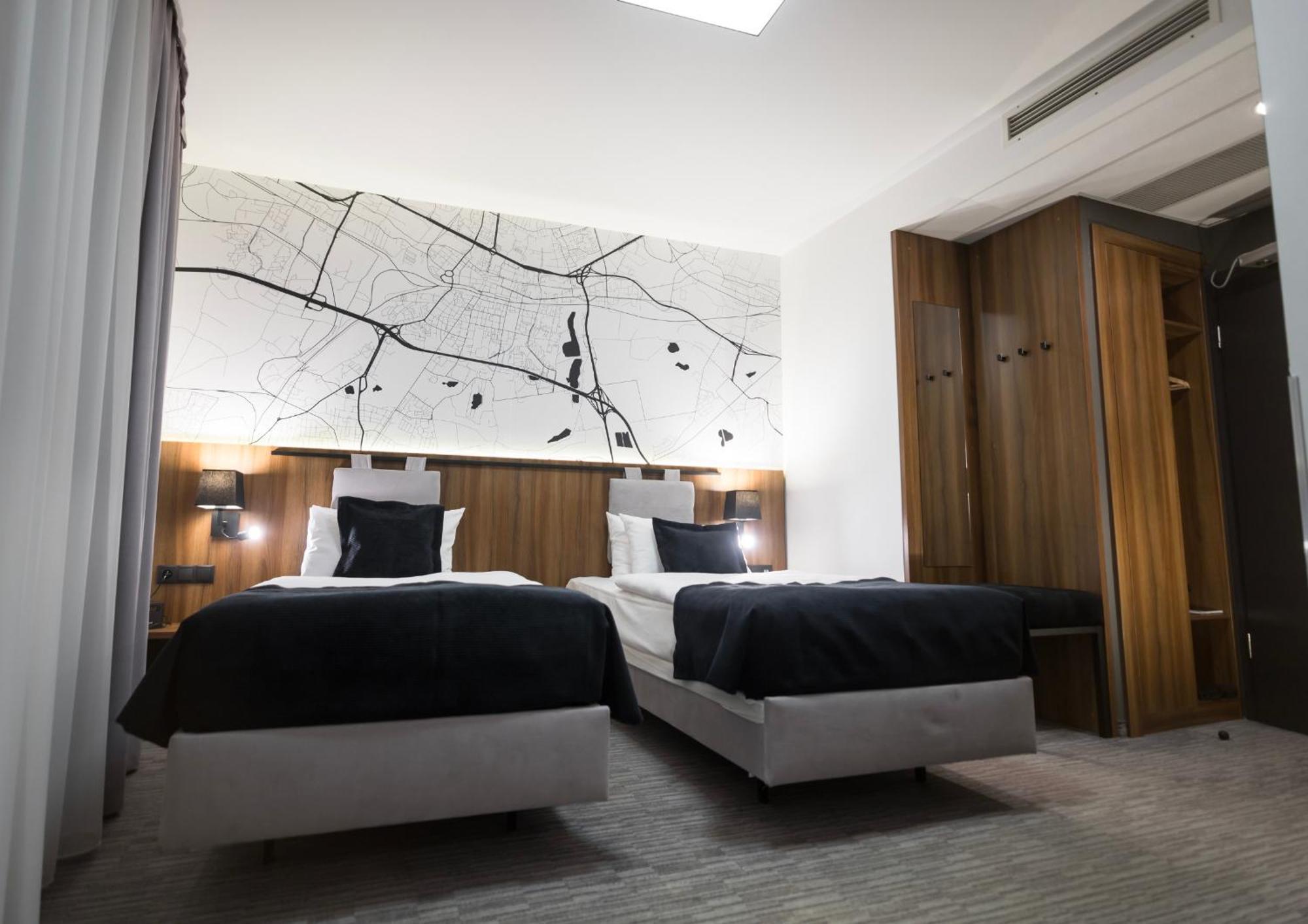 Best Western Hotel Mariacki Katowice Room photo